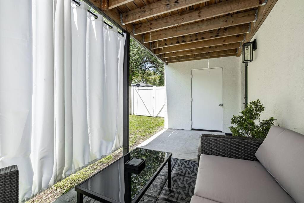 Apartamento Grand Oaks Terminal In The Heights Tampa Exterior foto